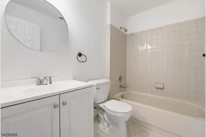 55 Oswestry Way, Franklin Township, NJ 08873 - Photo 20