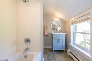 27 Village Rd, Harding Township, NJ 07976 - Photo 18