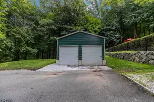 506 Windemere Ave, Mount Arlington, NJ 07856 - Photo 32
