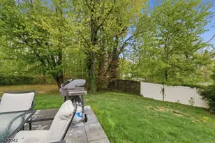 82 Cliffwood Ave, Aberdeen Township, NJ 07721 - Photo 24