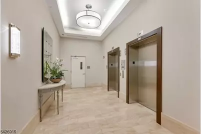 40 W Park #304, Morristown, NJ 07960 - Photo 2