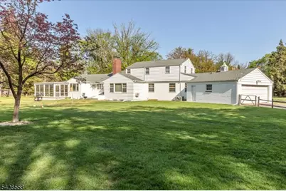 544 W 8th St, Plainfield City, NJ 07060 - Photo 2