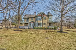 1905 E River Rd, Bedminster Township, NJ 07921 - Photo 22