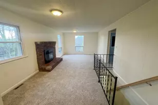17 Clover Terrace, Jefferson Township, NJ 07849 - Photo 4
