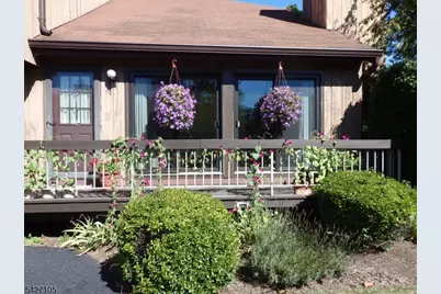 118 Bluebird Dr #3B, Hillsborough Township, NJ 08844 - Photo 2