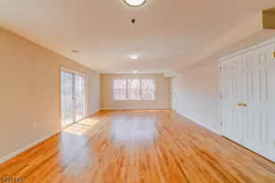 15-21 Oraton St, Newark, NJ 07104 - Photo 20