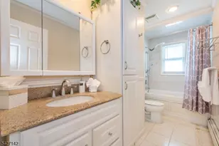 900 Sioux Ave, Parsippany, NJ 07034 - Photo 12