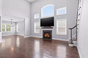 11 Bluffs Ct, Hamburg, NJ 07419 - Photo 16