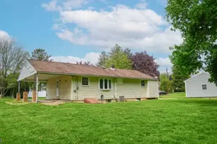 599 Lee Ave, Pohatcong Township, NJ 08865 - Photo 32