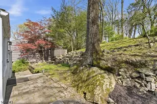 32 Hibernia Rd, Rockaway Township, NJ 07866 - Photo 20