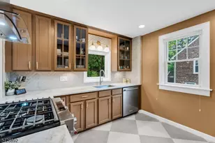10 Passaic Ave, Roseland, NJ 07068 - Photo 20