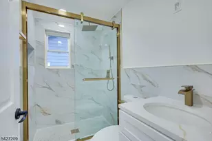 418 E 5th Ave, Roselle, NJ 07203 - Photo 20