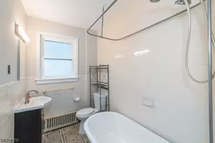 157 Walnut St, Montclair, NJ 07042 - Photo 22
