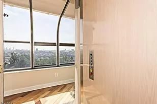 344 Paterson Plank Rd, Jersey City, NJ 07307 - Photo 14