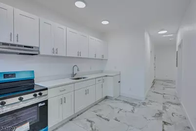520 E Jersey St #2, Elizabeth, NJ 07206 - Photo 6