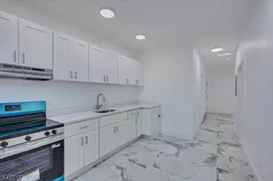 520 E Jersey St, Elizabeth, NJ 07206 - Photo 6