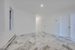 520 E Jersey St, Elizabeth, NJ 07206 - Photo 2