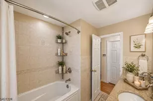 188 Kerrigan Blvd, Newark, NJ 07106 - Photo 6
