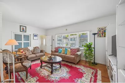 188 Kerrigan Blvd, Newark, NJ 07106 - Photo 18