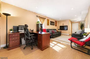 188 Kerrigan Blvd, Newark, NJ 07106 - Photo 26