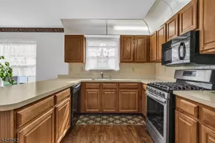 81 Woodstock Dr, Berkeley Township, NJ 08757 - Photo 14