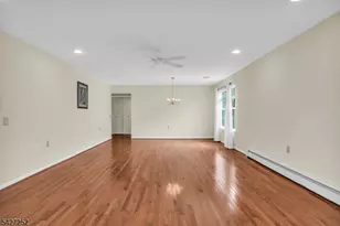 81 Woodstock Dr, Berkeley Township, NJ 08757 - Photo 4