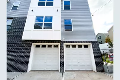 70 N 6th St #2, Newark, NJ 07107 - Photo 4