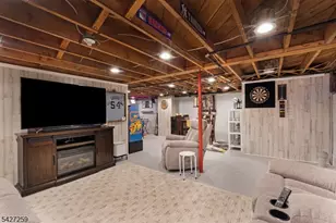 909 Newark Ave, Manville, NJ 08835 - Photo 20