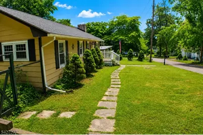 19 Pine Dr, Liberty Township, NJ 07823 - Photo 4
