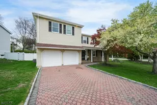 45 Holyoke Ct, Wayne Twp., NJ 07470 - Photo 1