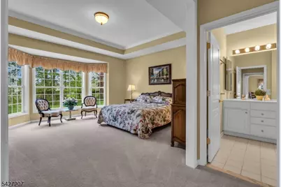 282 Longwood Ln, Franklin Township, NJ 08873 - Photo 22
