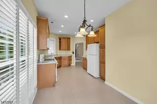 282 Longwood Ln, Franklin Township, NJ 08873 - Photo 8