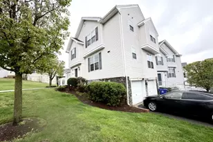 162 Sowers Dr, Mount Olive, NJ 07840 - Photo 2