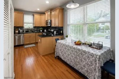 162 Sowers Dr, Mount Olive, NJ 07840 - Photo 4