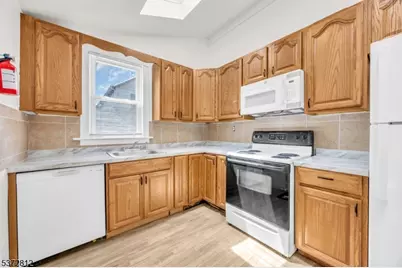 1014 Railroad Ave, Harmony Township, NJ 08865 - Photo 6
