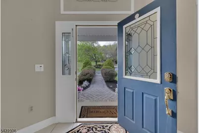39 Squire Hill Rd, Washington Township, NJ 07853 - Photo 6