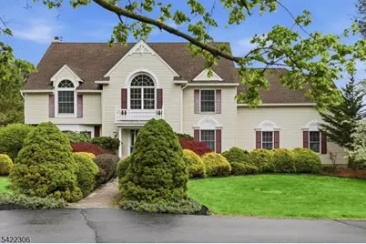 39 Squire Hill Rd, Washington Township, NJ 07853 - Photo 4