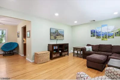 15 Upper High Crest Dr, West Milford, NJ 07480 - Photo 4