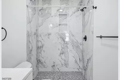 301 Chilton St, Elizabeth, NJ 07208 - Photo 12