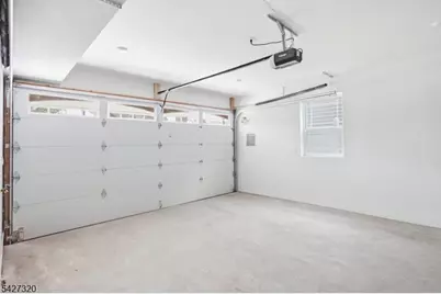 301 Chilton St, Elizabeth, NJ 07208 - Photo 6