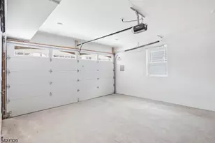 301 Chilton St, Elizabeth, NJ 07208 - Photo 6