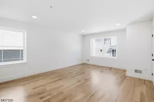 301 Chilton St, Elizabeth, NJ 07208 - Photo 24