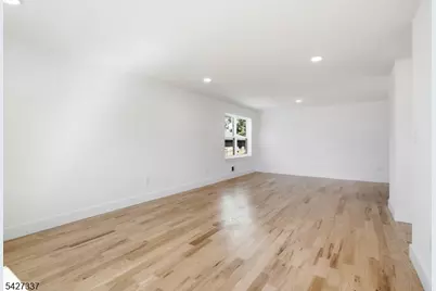 307 Chilton St, Elizabeth, NJ 07208 - Photo 10