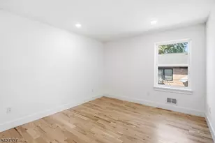 307 Chilton St, Elizabeth, NJ 07208 - Photo 18