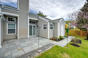 208 Reed Ln, Bedminster Township, NJ 07921 - Photo 22