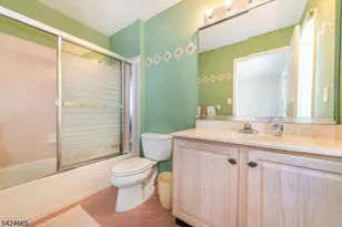 32 Independence Dr, Bernards Township, NJ 07920 - Photo 24
