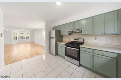 336 S 10th St, Newark, NJ 07103 - Photo 24