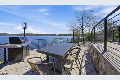 105 Maxim Dr, Hopatcong, NJ 07843 - Photo 34