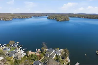 105 Maxim Dr, Hopatcong, NJ 07843 - Photo 38