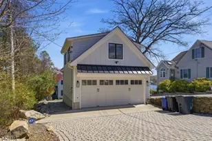 105 Maxim Dr, Hopatcong, NJ 07843 - Photo 28